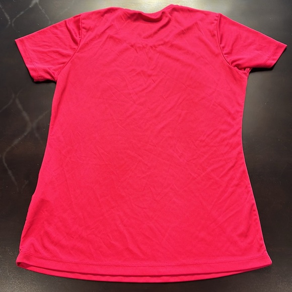 Sole sisters tshirt sz S NWOT - Picture 4 of 4